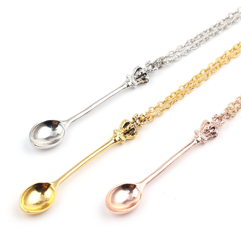 Collana con Ciondolo a Forma d - Vintage Collectible Spoons recensione e prezzo
