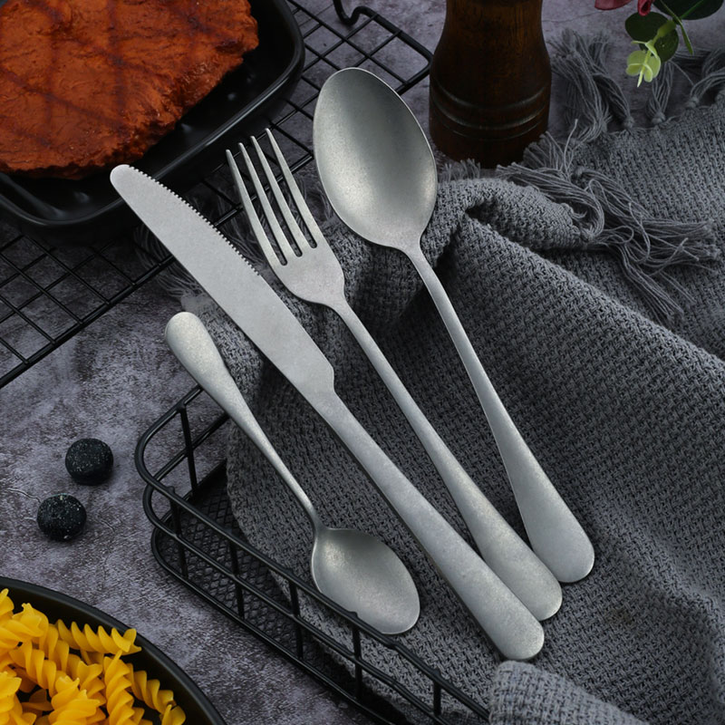 Set di posate retrò in acciaio - Vintage Collectible Spoons recensione e prezzo