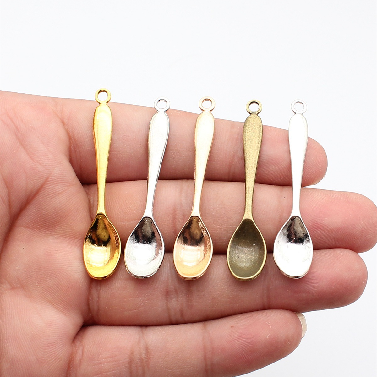 WYSIWYG 10 pezzi 54x11mm 5 col - Vintage Collectible Spoons recensione e prezzo
